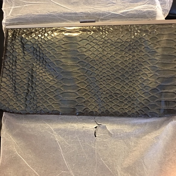 Preowned Aldo clutch for sale - Picture 1 of 3